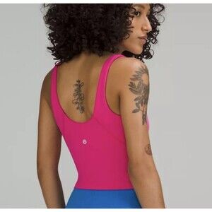 Lululemon Sonic Pink Tank Cropped Length Size 2